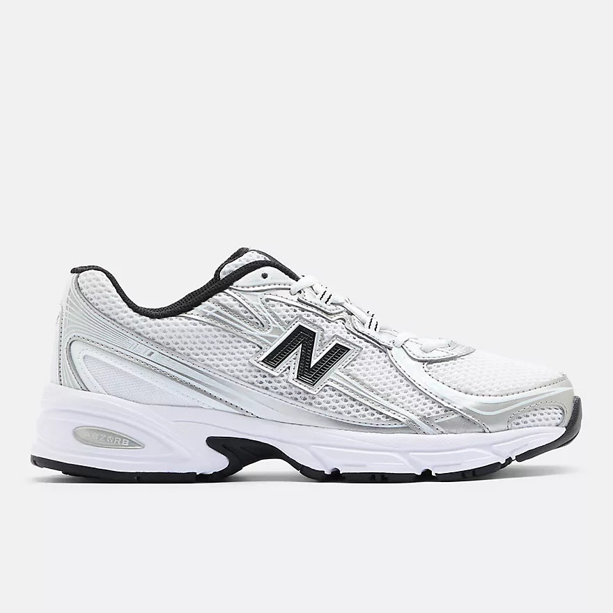 New Balance 740